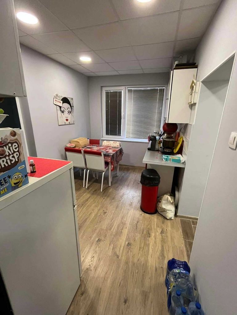 Продава се Къща в Казанлък - 160 кв.м за 1371 €/кв.м - Снимка #4