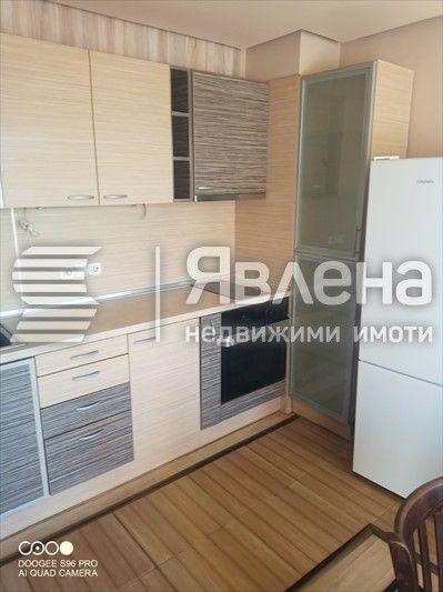 Дава се под наем Двустаен апартамент в Варна, Възраждане 1 - 50 кв.м за 297 € - Снимка #2