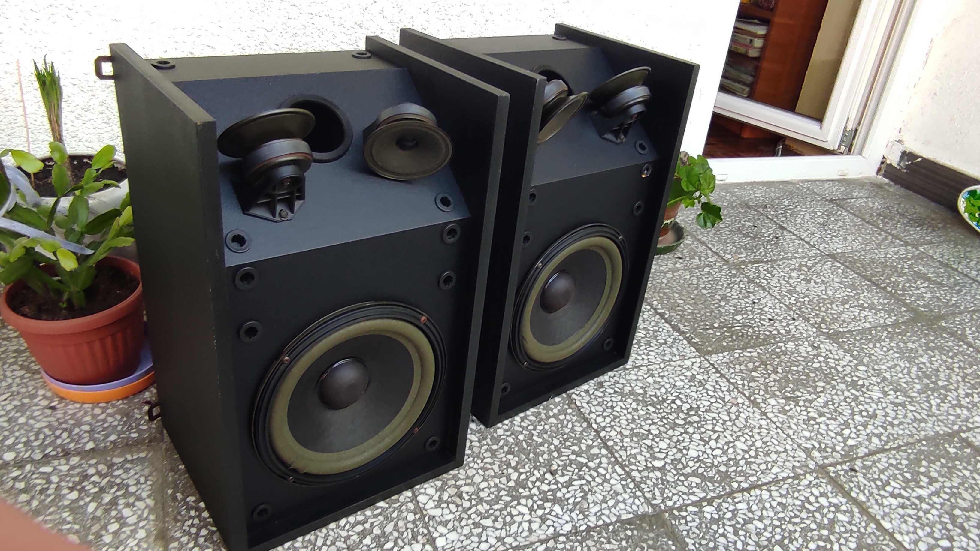 BOSE 301 Music monitor 2