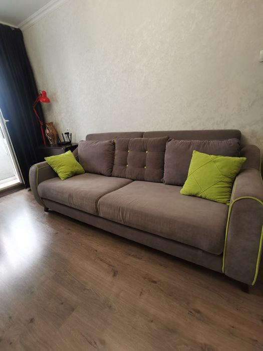 Продам диван в идиальном состоянии, без запахов, Евррмебель
