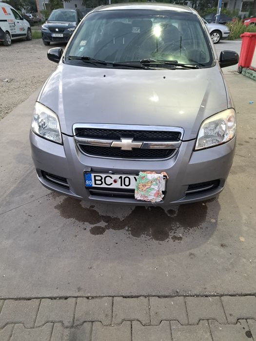 Vând automobil Chevrolet Aveo 2010