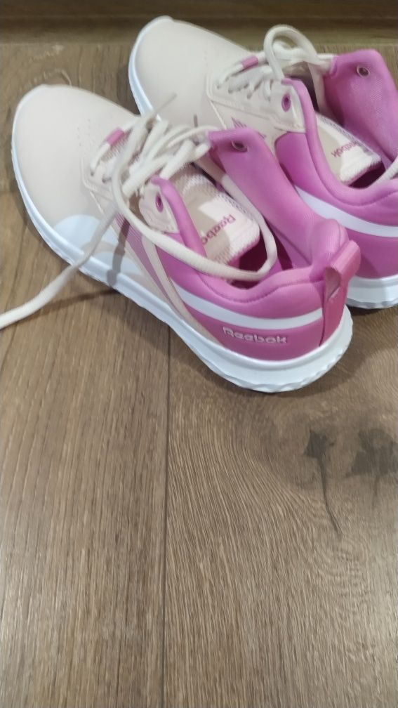 Маратонки Reebok