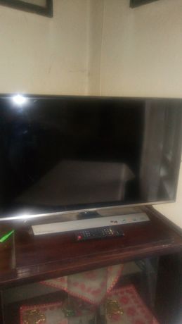Vand televizor Samsung full HD 80 cm