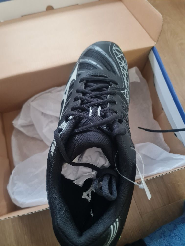 Маратонки Mizuno Wave Voltage