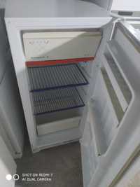 Холодильник срочно продается