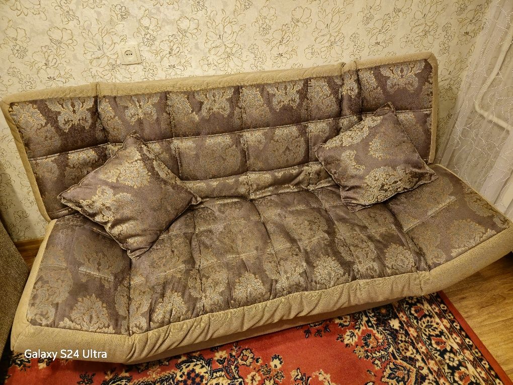 Продам диван б/у