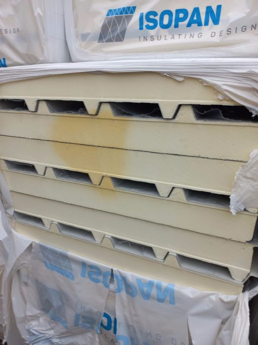 Panouri tip sandwich