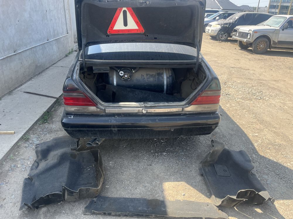 Задний бампер w140 оригинал
