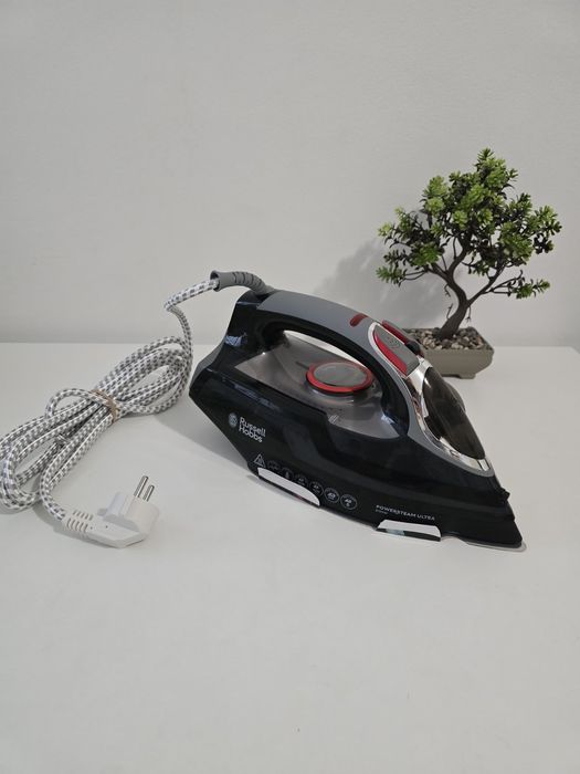 Парна ютия Russell Hobbs PowerStream Steam Iron