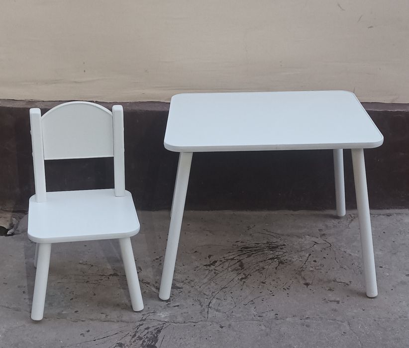 Скидки на детские столы и стулья стеллажи