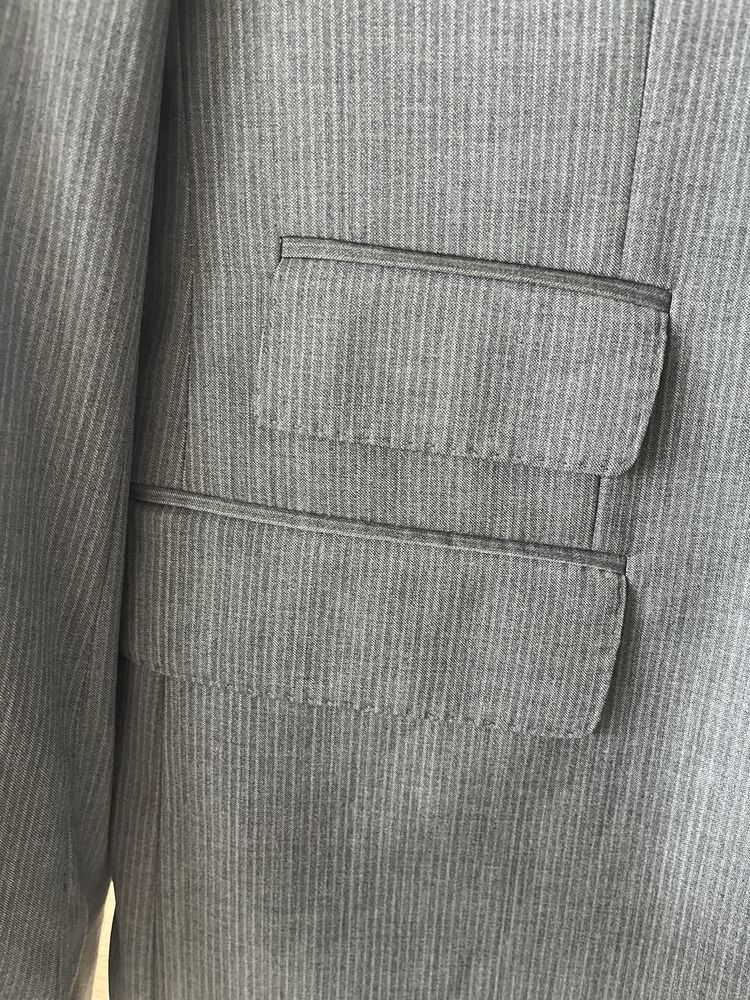 Hugo Boss : сако с размер Л / Оригинал
