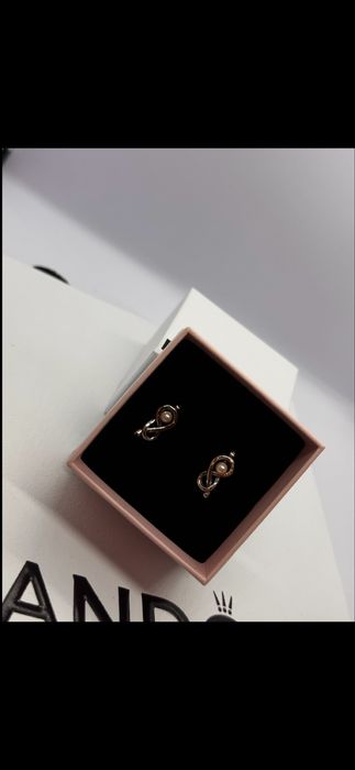 Pandora обеци Пандора