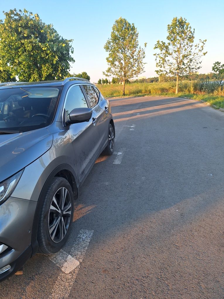 Nisan Qashqai j11
