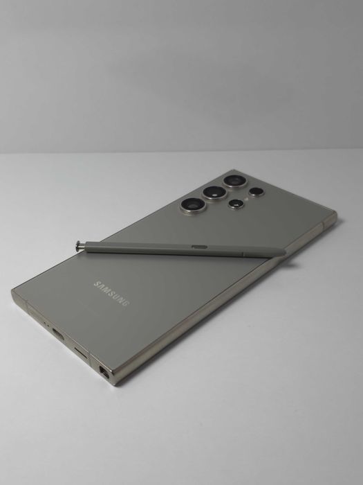 Samsung S24 Ultra 256GB Titanium Gray