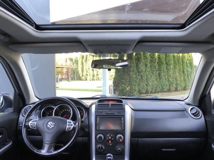 Vând Suzuki Grand Vitara Limited Edition