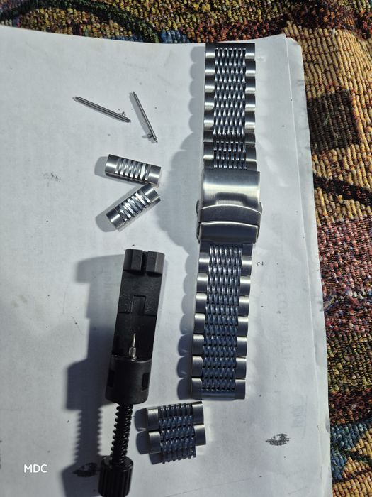 Vând brățară din oțel inoxidabil ,pentru ceas 22 mm