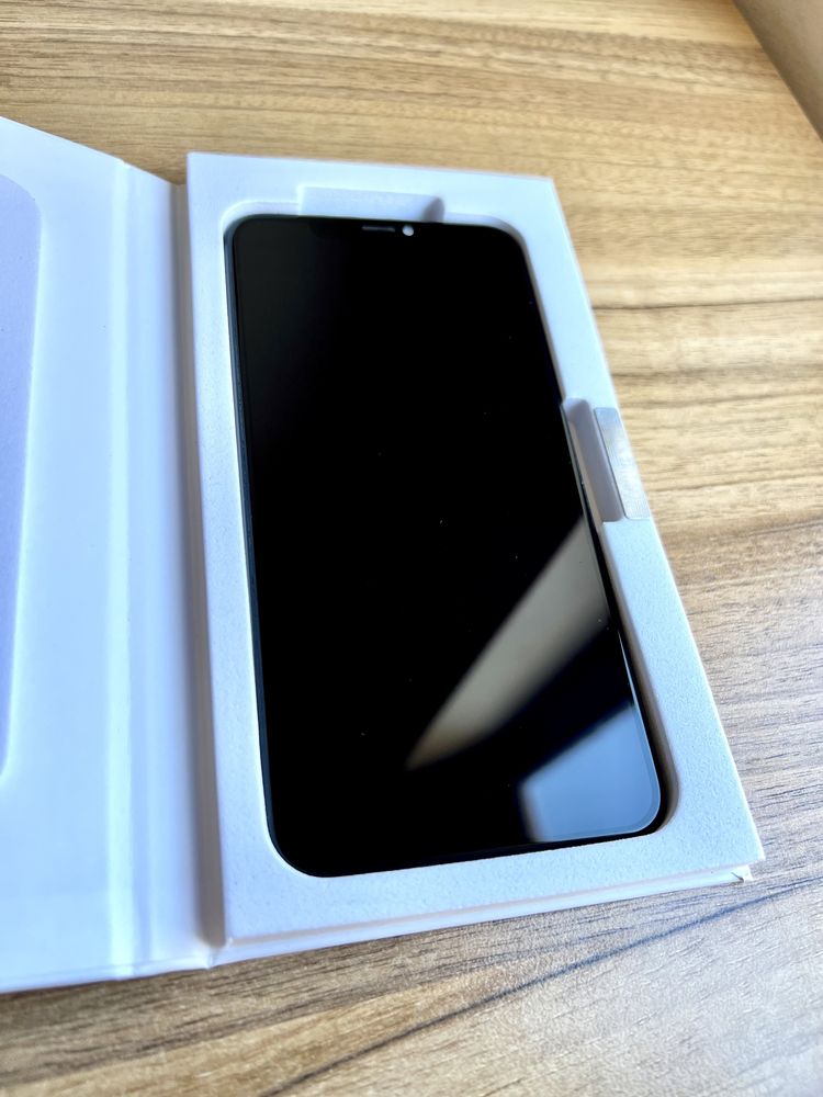 ОРИГИНАЛЕН дисплей за iPhone Xs MAX, свален от телефон, ПЕРФЕКТЕН!
