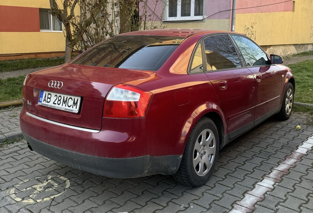 Audi A4 1.6i  An 2002