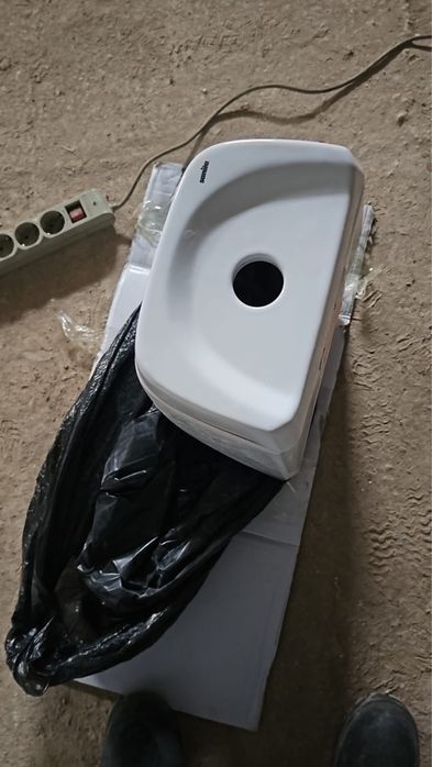 Бачок от унитаза Sanita