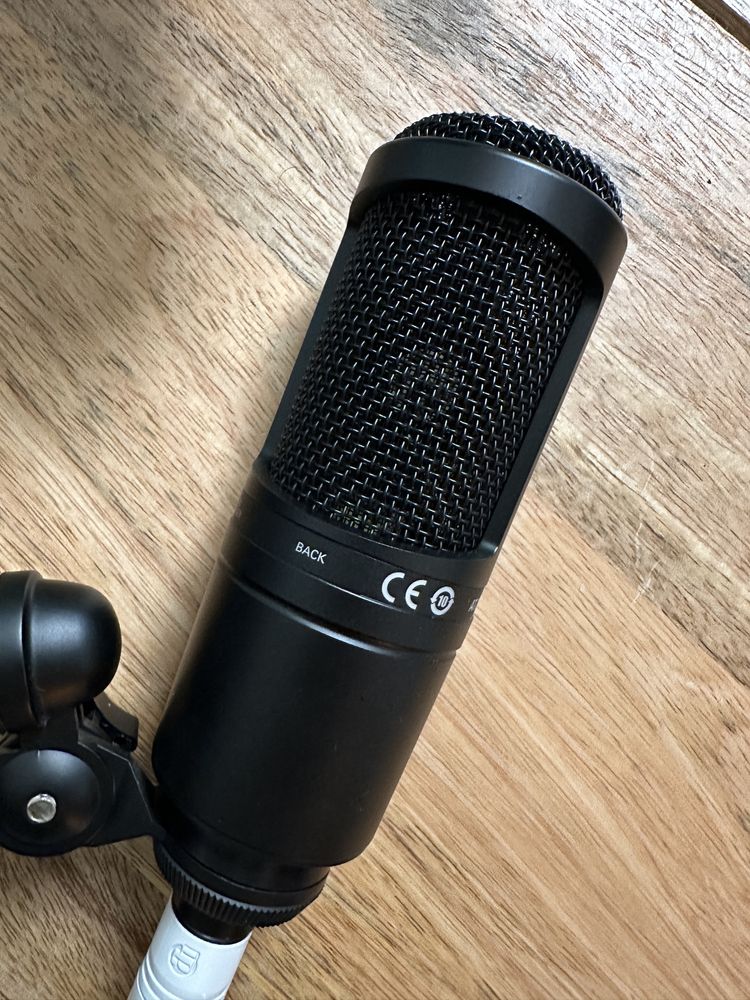 Microfon Audio Technica AT2020 cu XLR + CABLU 3metri si STATIV de masa