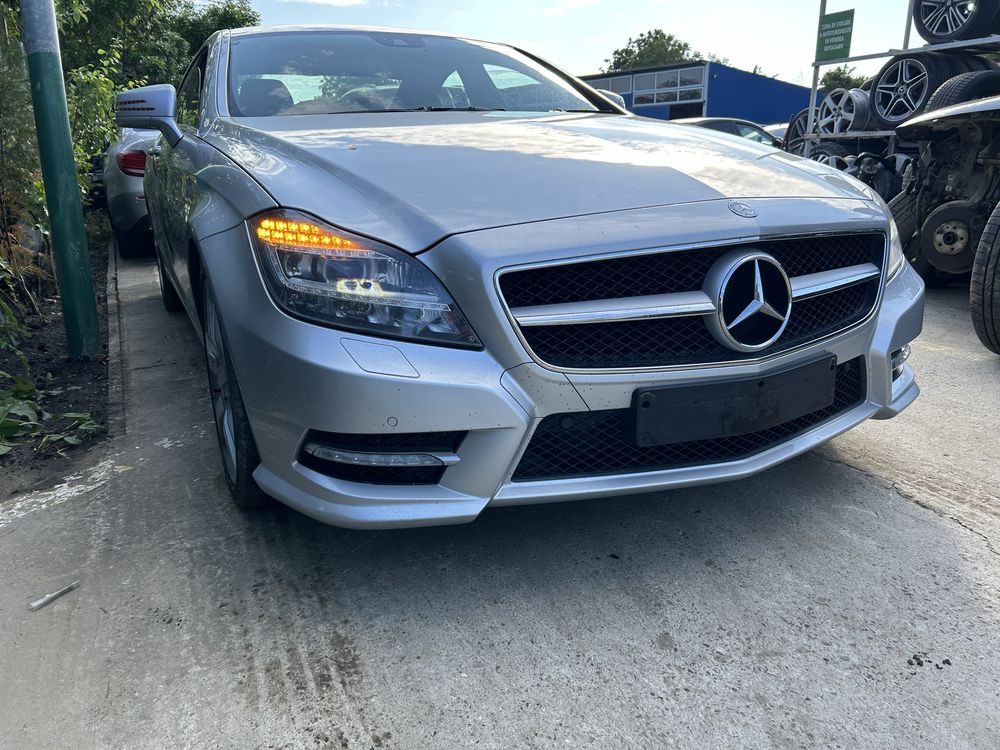 Bară față, capotă motor , trager, faruri , aripi Mercedrs CLS 2014