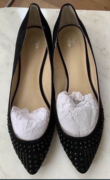 Женская новая обувь