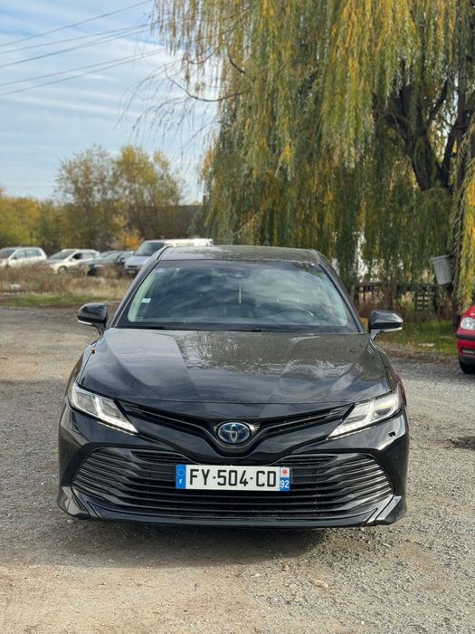 Toyota Camry Toyota Camry – Stare excelentă, echipare premium, foarte confortabilă