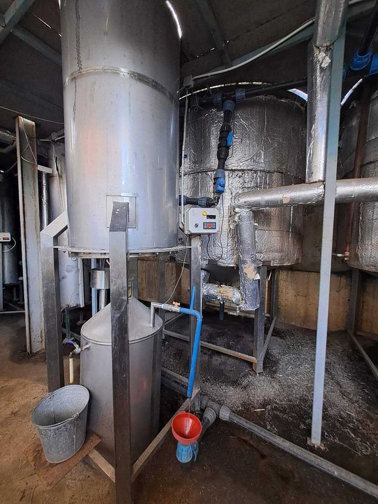 Продава се Промишлена сграда в Добрич, Автогара - 3330 кв.м за 49 €/кв.м - Снимка #3