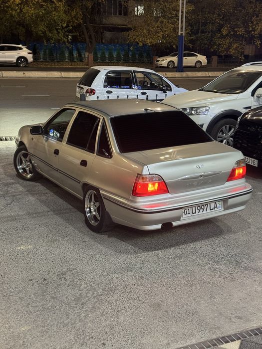 Продоется Нексия 1 2005года 1