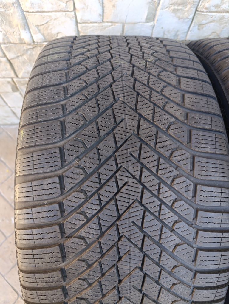 Зимни гуми Pirelli 275/40/22 315/35/22 dot 2723