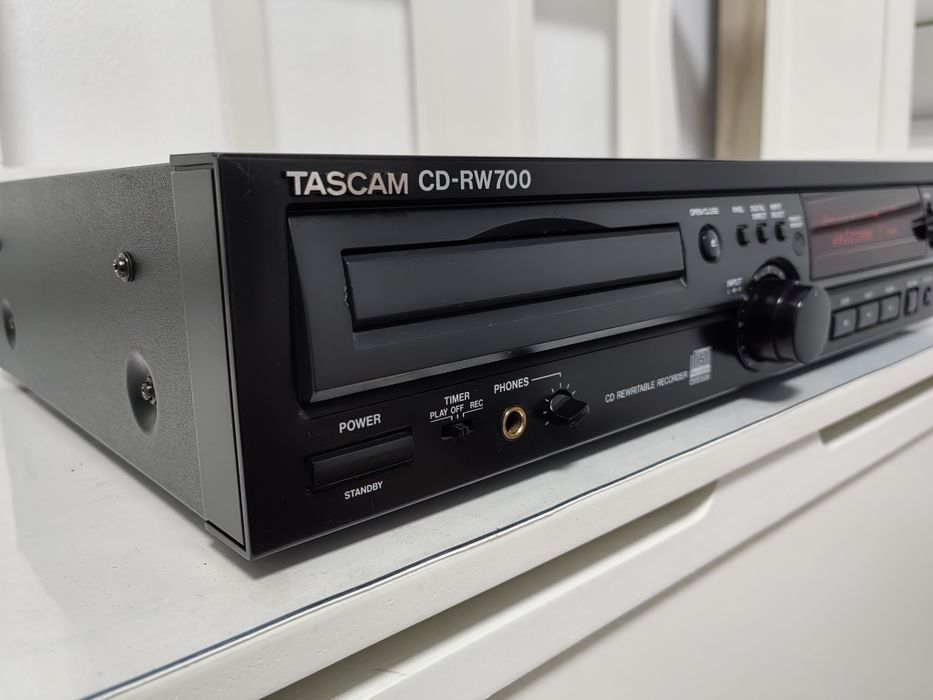 CD Tascam CD-RW 700, defect, Germania