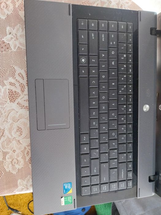 Лаптоп HP 620 със зарядно
