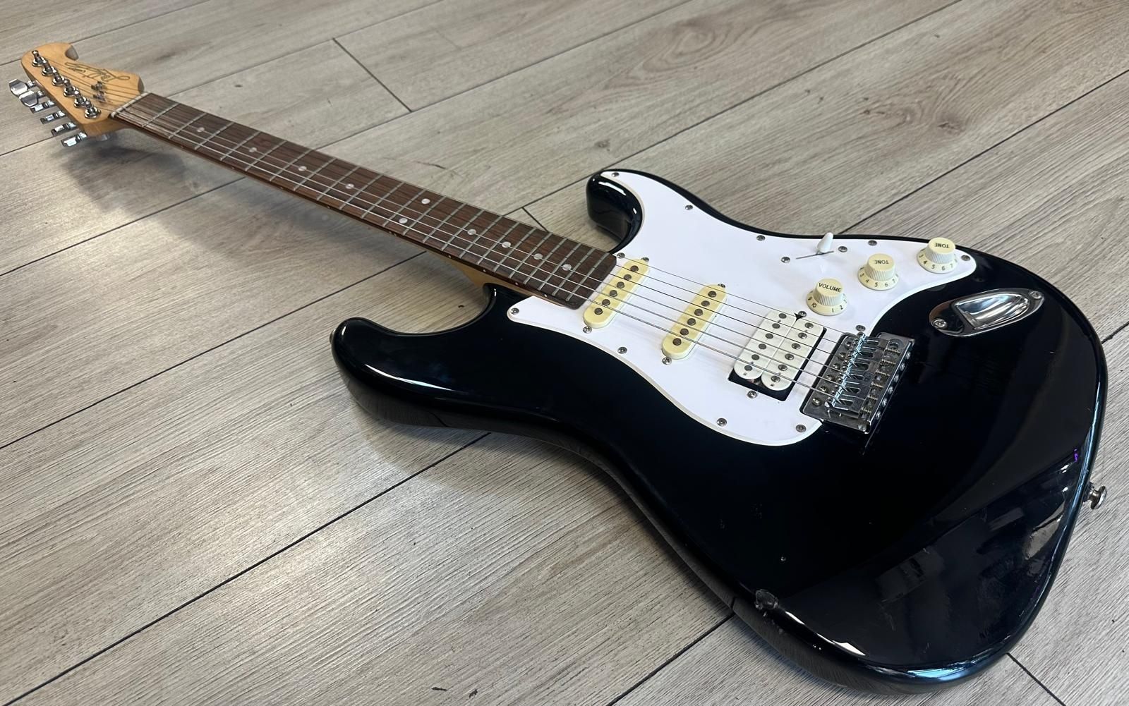 Amanet F28: Chitara electrica J&D Brothers JD-ST Rock H