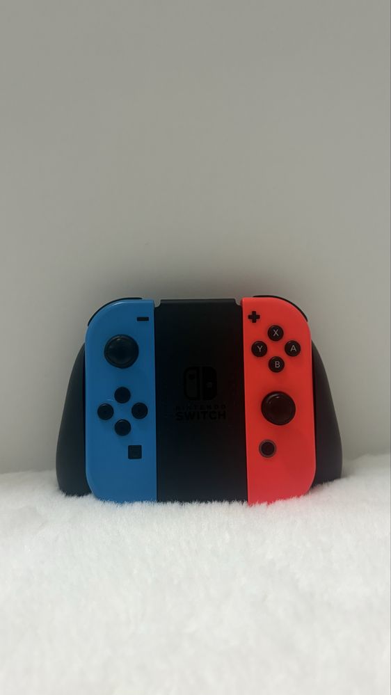 Nintendo switch контролери