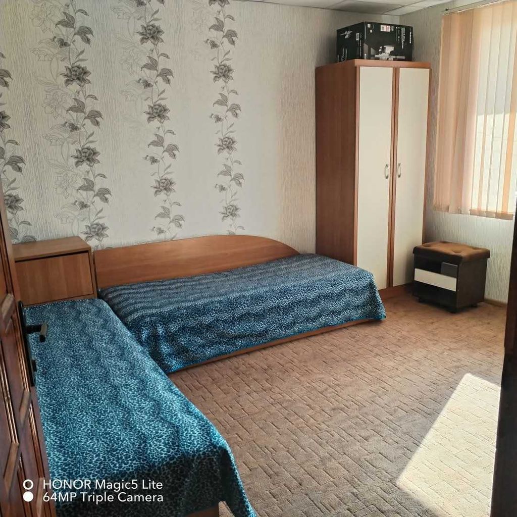 Дава се под наем Етаж от къща в Варна, Левски - 100 кв.м за 663 € - Снимка #12