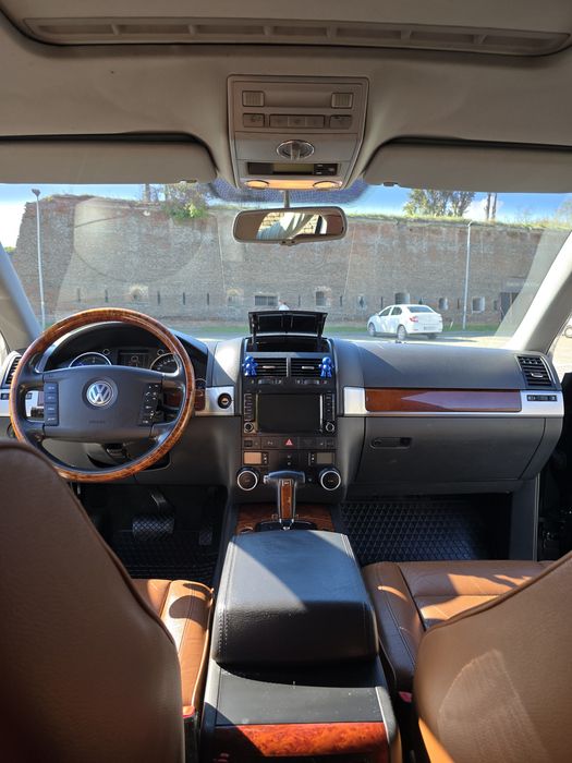 Vand Volkswagen Touareg 2.5 BAC întreținut!