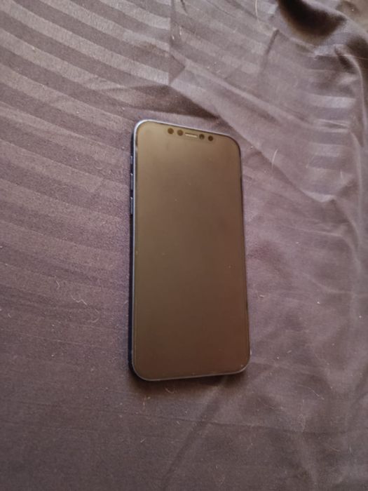 Продам Iphone(айфон) 12 в хорошем состоянии