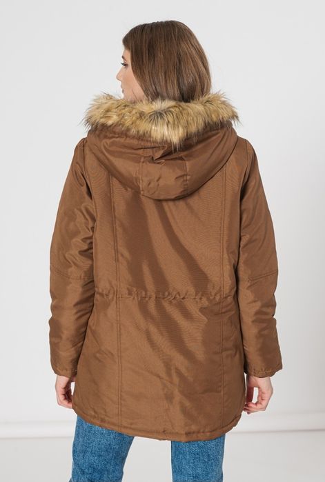 Дамско зимно яке/ парка Noisy May, размер M с качулка