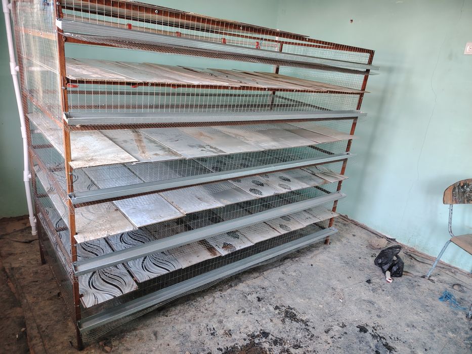 Xar xil qushlar uchun va tovuq bedana qafaslari sotiladi