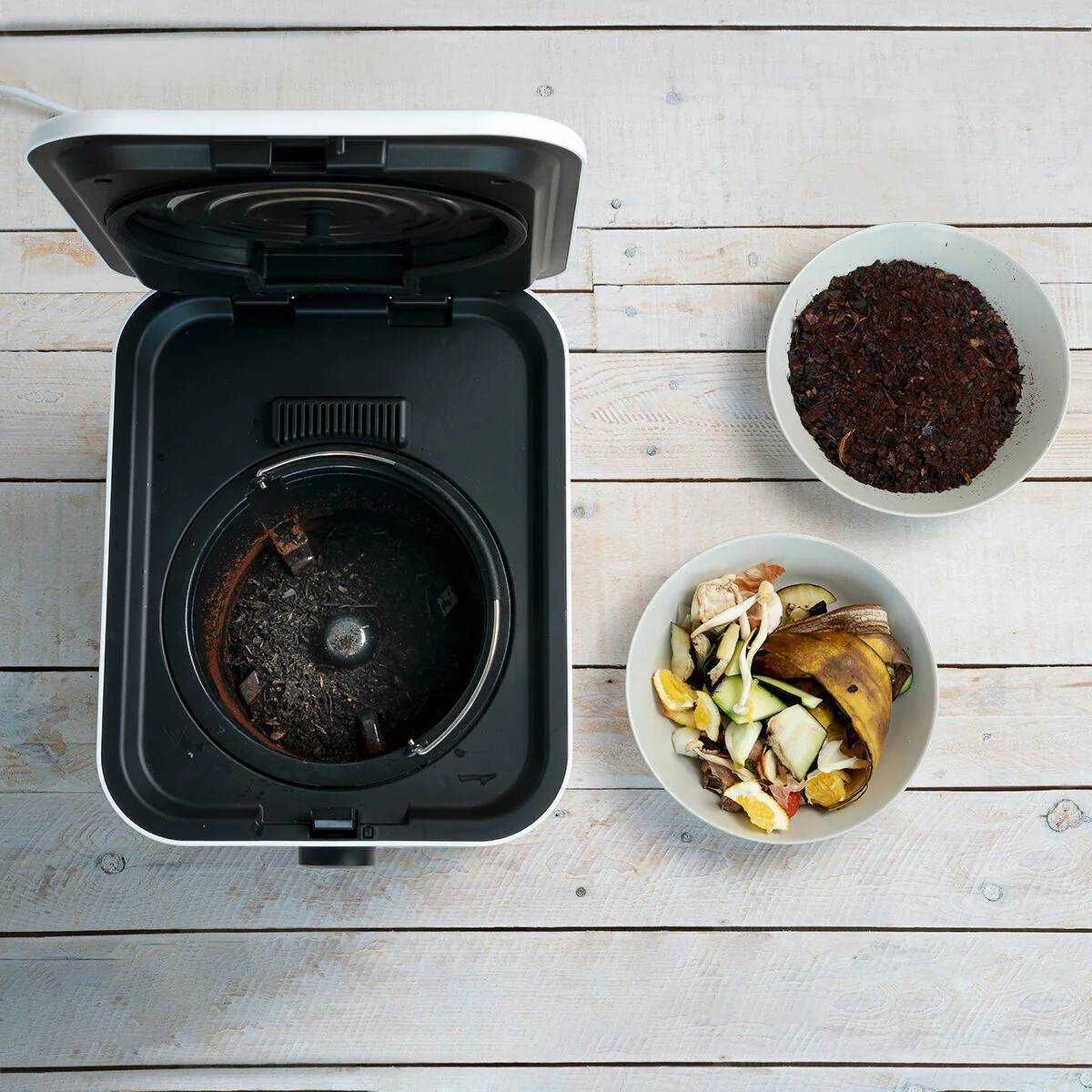 Compostor electric de bucatarie cu functie autocuratare 3L - ca nou