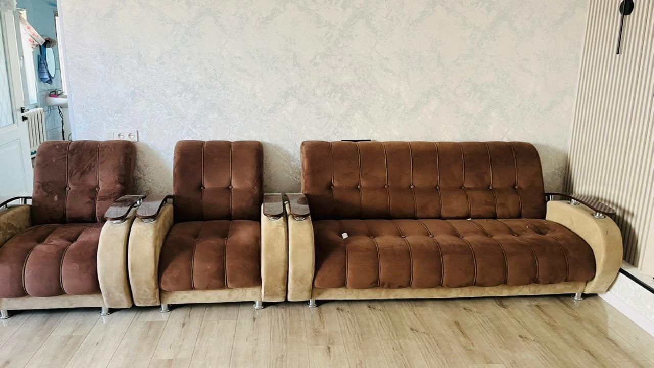 Диван сатылады бу