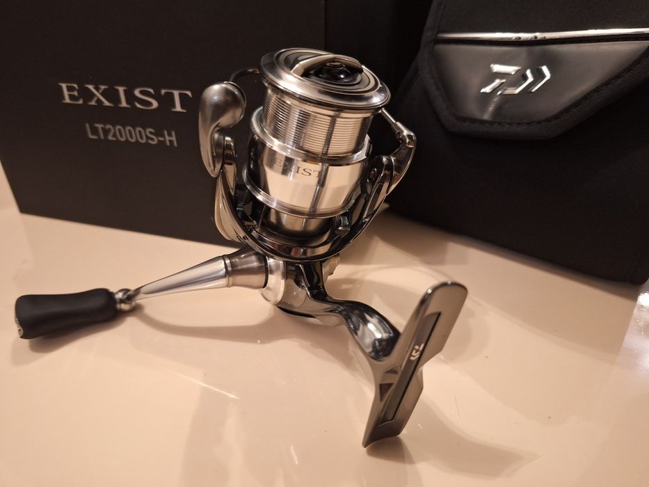 Mulineta Daiwa Exist 2022 LT 2000 S-H