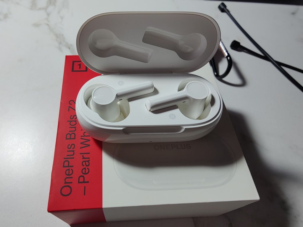 Oneplus buds Z2 Белые