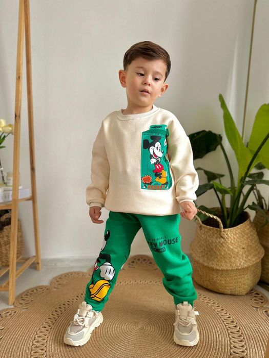 Treninguri  vatuite pt copii 
Zara
Crem 3/4 4/5 5/6 7/8 9/10
Portocali