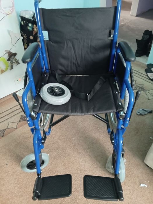 Инвалидная коляска
