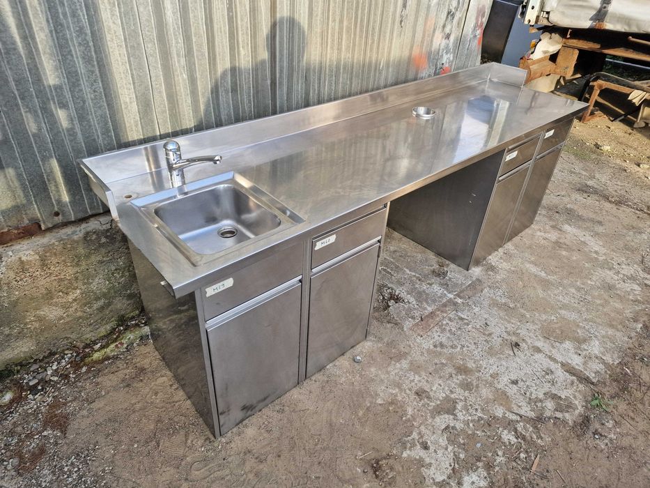 Masa din inox ,ghiuveta inox