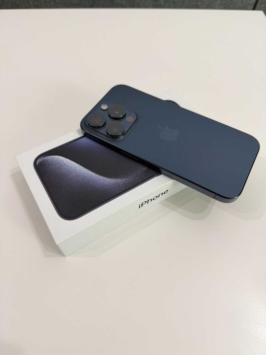 iPhone 15 Pro Blue Titanium 128GB, 90% Батерия