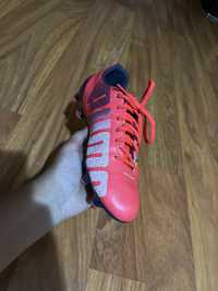 Ghete de fotbal Puma EVOSPEED5 și Nike BRAVATAX II FG