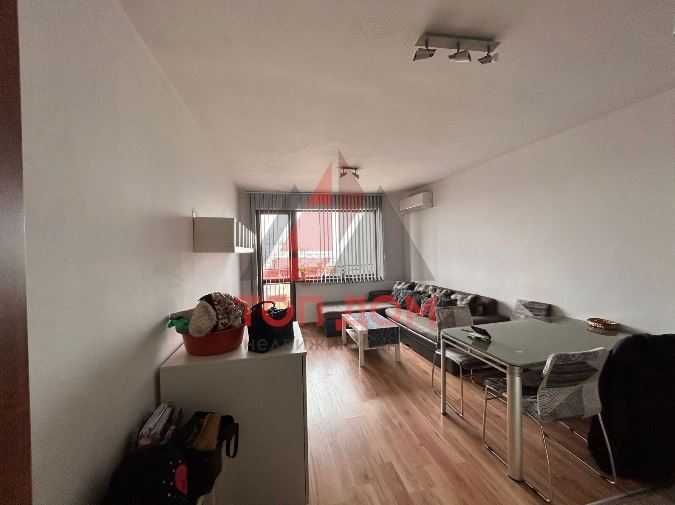 Дава се под наем Тристаен апартамент в Варна, Гранд Мол Варна - 80 кв.м за 510 € - Снимка #1