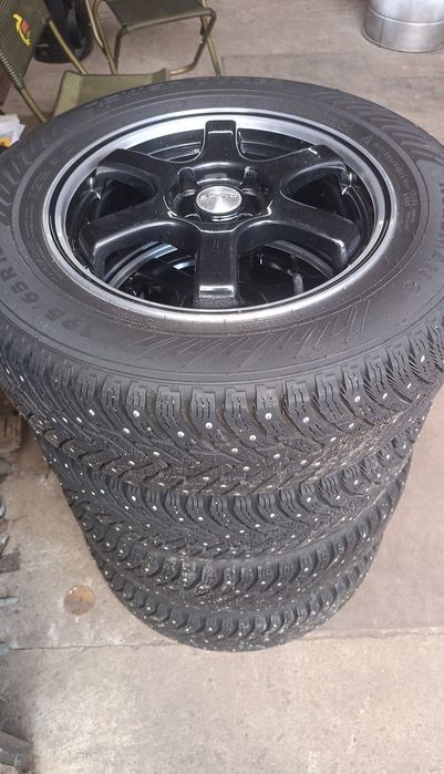 Диски с резиной продам